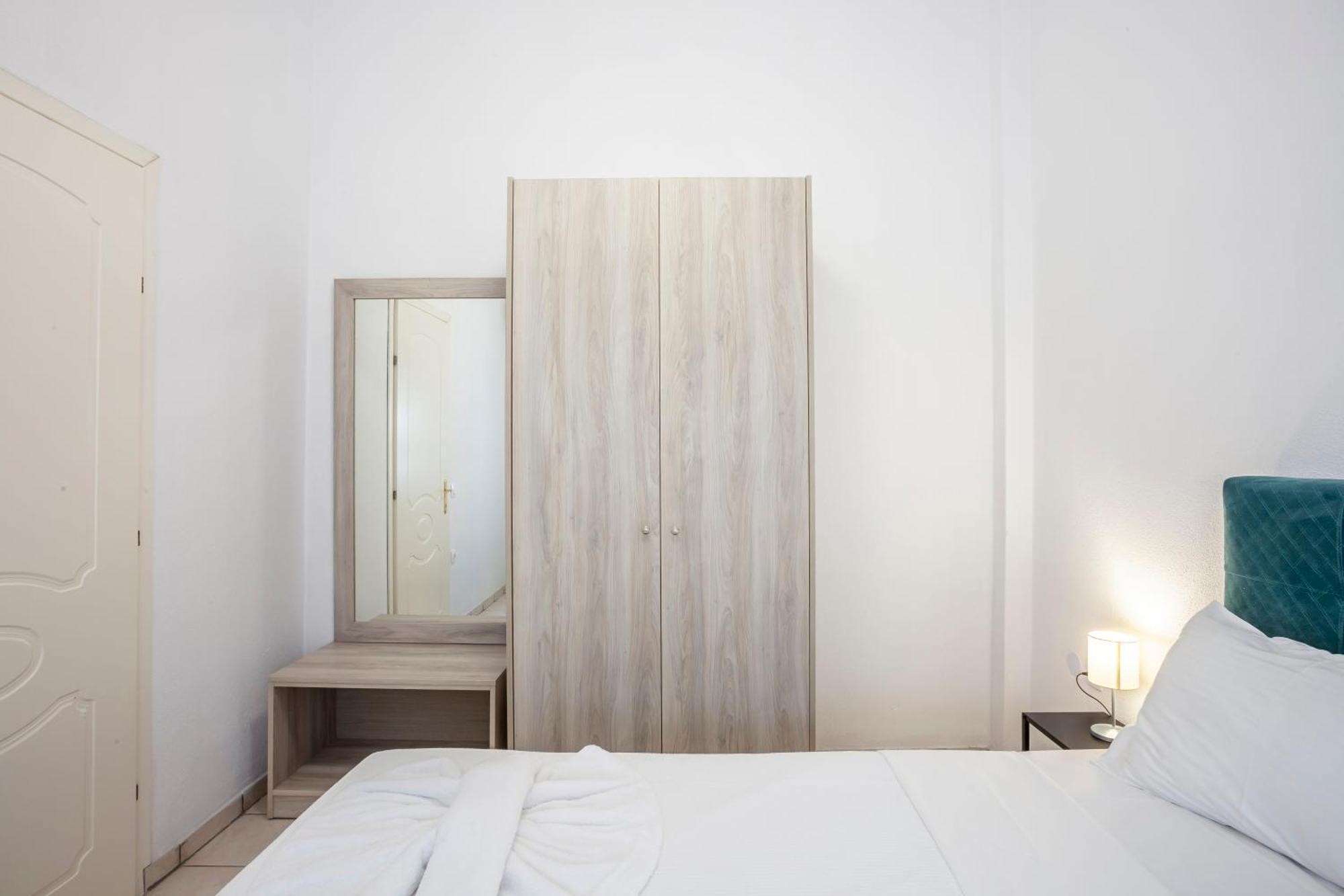 Aris Luxury Apartments Πευκοχώρι Εξωτερικό φωτογραφία